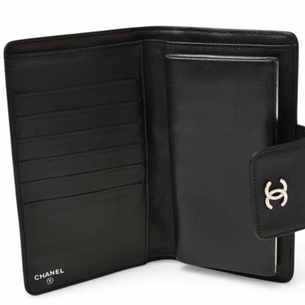 CHANEL Black Lambskin Leather Wallet - Picture 6 of 15